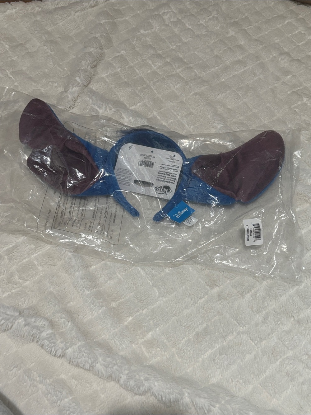Stitch Ears - Picture 4 of 5